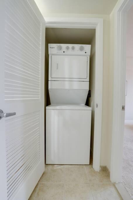 ארלינגטון Upscale Comfort Next To Metro And Dining מראה חיצוני תמונה